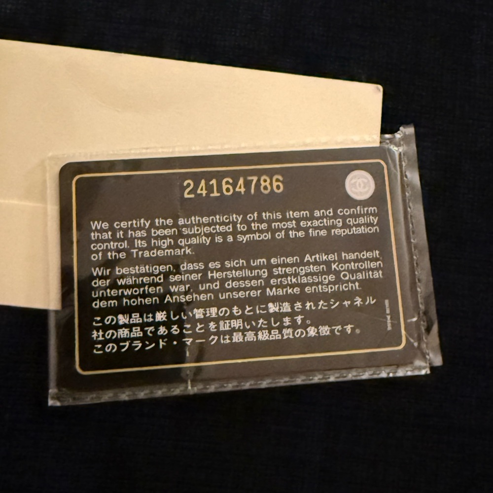 CHANEL Yellow Lambskin Cardholder - Picture 3 of 7